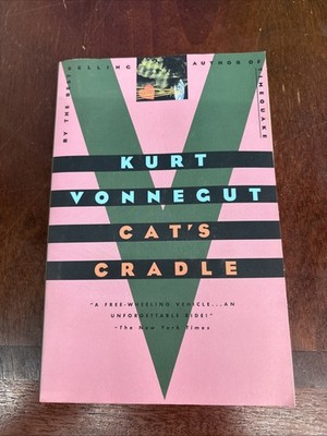 Cat's Cradle : A Novel by Kurt Vonnegut (1998, Trade Paperback)