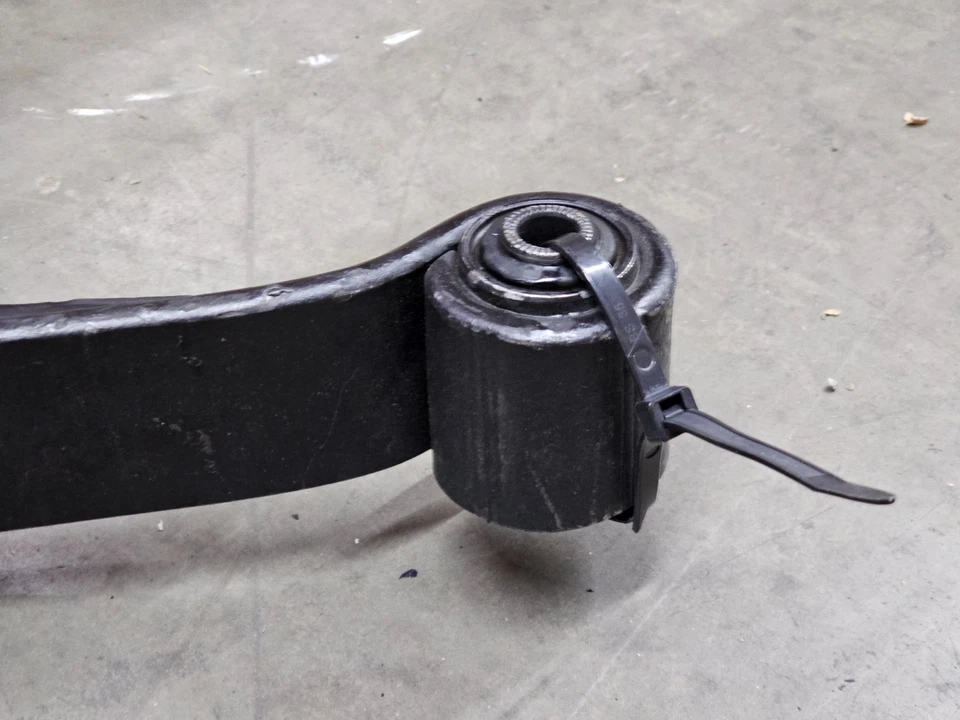 Resorte de hoja Skyjacker CR55S Softride para 99-18 Chevy Silverado GMC Sierra 1500 Foto 4 de 4