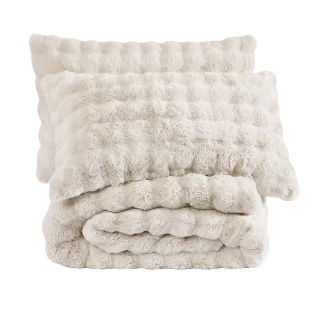FRYE 3-piece Faux Fur Comforter Set -KING SET - Image 4 of 4
