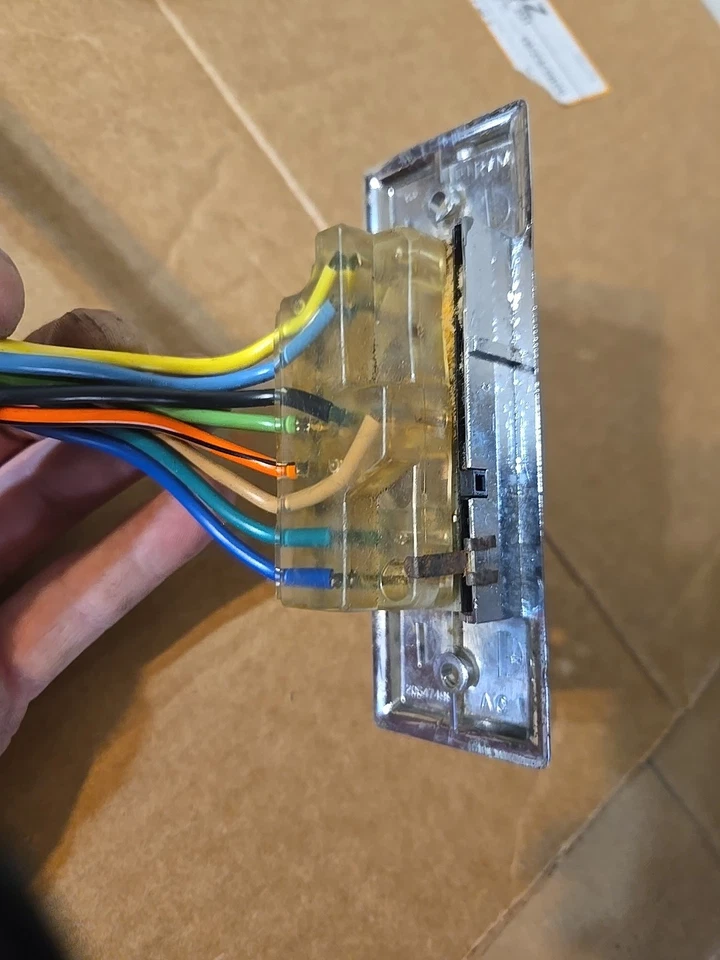 Interruptor de asiento eléctrico Monte Carlo SS 1983-88 con arnés 20547499 Cutlass Regal G.N. Foto 4 de 4