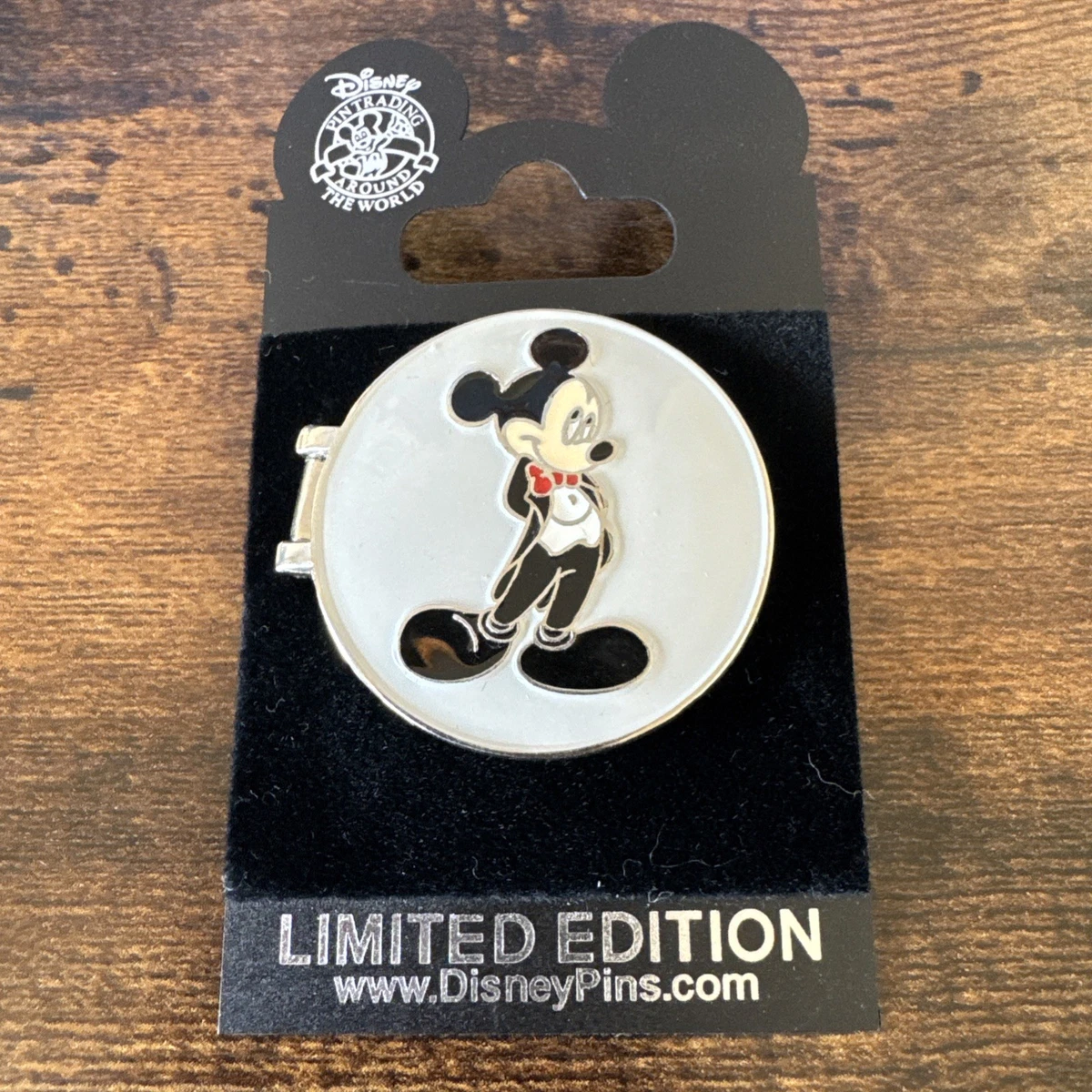 Birthday 2002 Contemporary Disney Character & Movie Pins, Patches