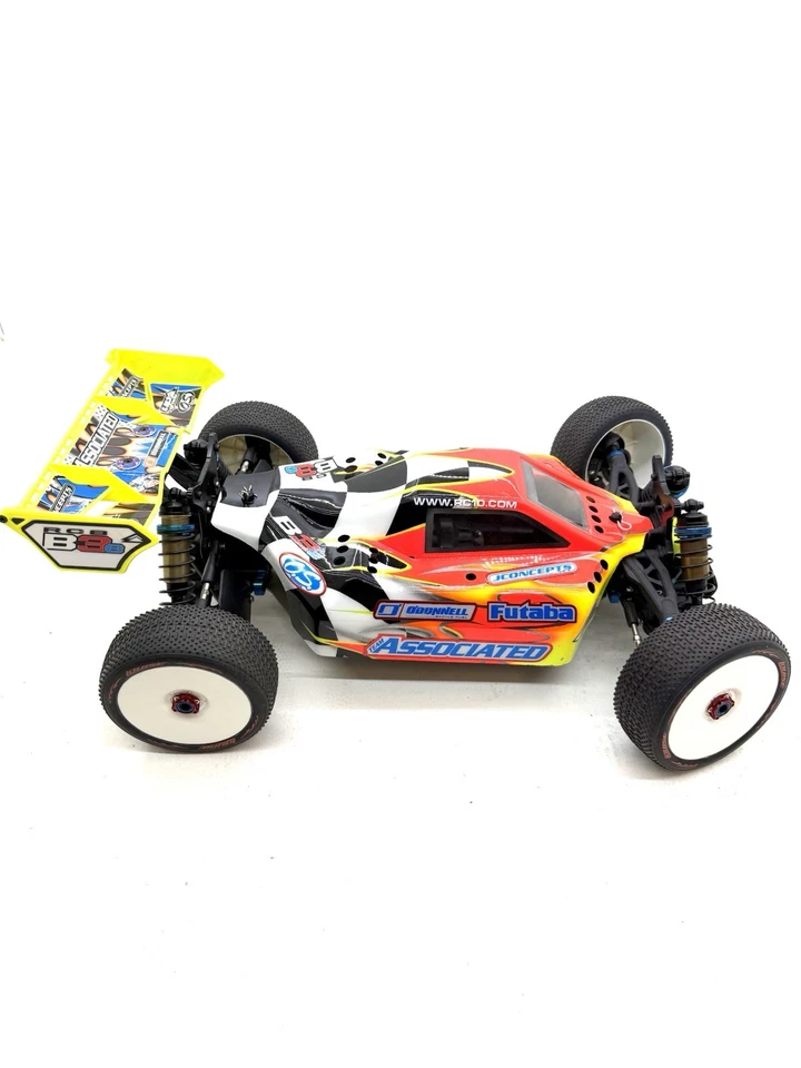 TEAM ASSOCIATED Factory Team RC8 B3E 4WD ROLLER 1/8 Scale Buggy NEW NEVER RAN - Image 4 of 4