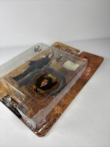 Diamond - Buffy The Vampire Slayer - Dark Witch Willow Exclusive Action Figure - Picture 6 of 8