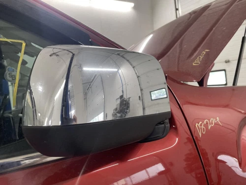 Used Right Door Mirror fits: 2016 Gmc Canyon Power chrome opt DL9 Right Grade A