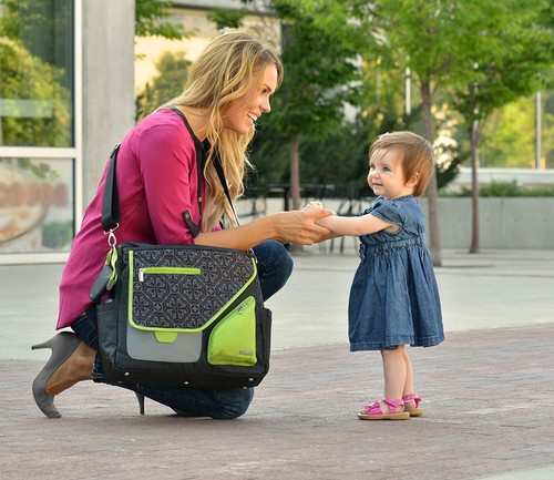 Bolsa de pañales JJ Cole Metra, trébol de medianoche -NUEVA - Imagen 4 de 4