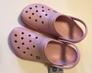 hibbetts crocs