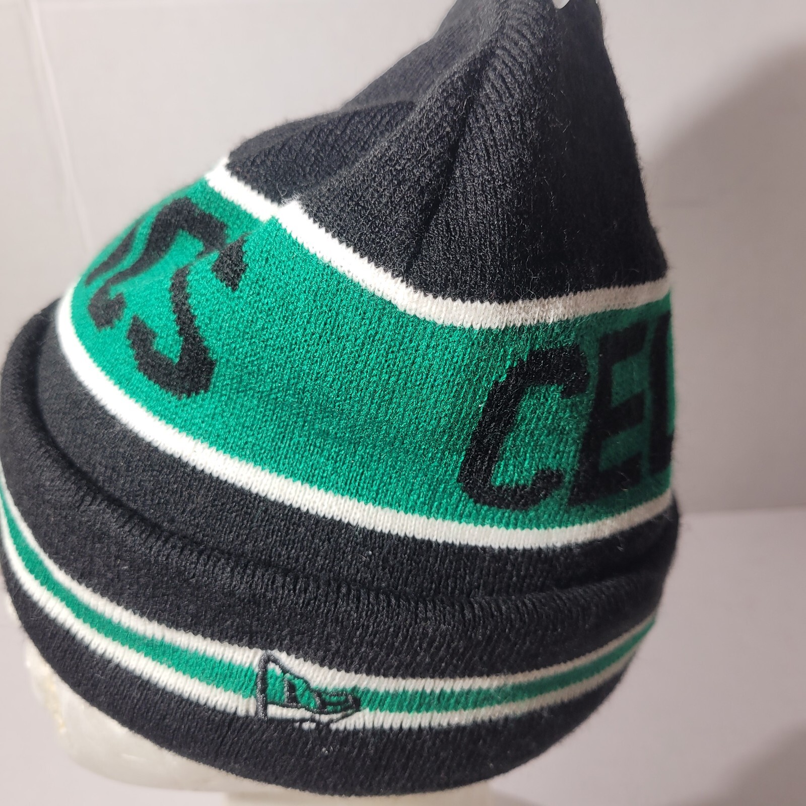 NBA Boston Celtics Logo Embroidered Cuffed Knit Basketball Beanie Jersey  Lined