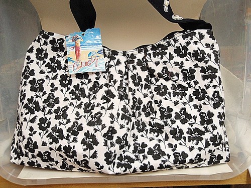 Tote bag Sun & Sand beach scene black & white NWT free shipping - Picture 2 of 3