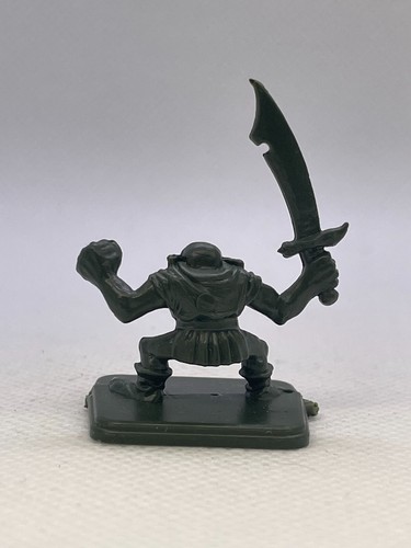 HeroQuest Kobold mit gekerbtem Schwert Miniatur Hero Quest Ersatzteile 1990 - Bild 3 von 4