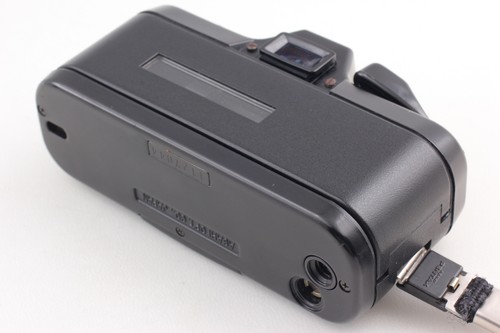 Pentax Auto 110 fotocamera super reflex pellicola obiettivo 24 mm 50 mm dal GIAPPONE - Ecc+5 - Foto 8 di 15