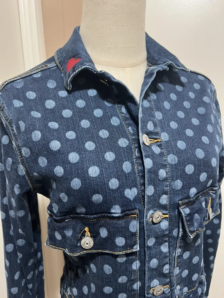 Chaqueta vaquera de camionero LULAROE XS Kenny a lunares corazones rojos Foto 2 de 4