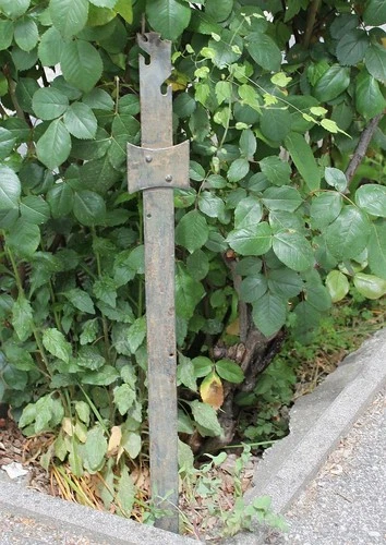 Original WWII German Barbed Wire Steel Picket  Drahtind Steel Obstacle POST