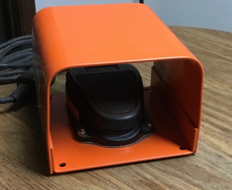 LineMaster 522-814 full gauge switch with foot switch