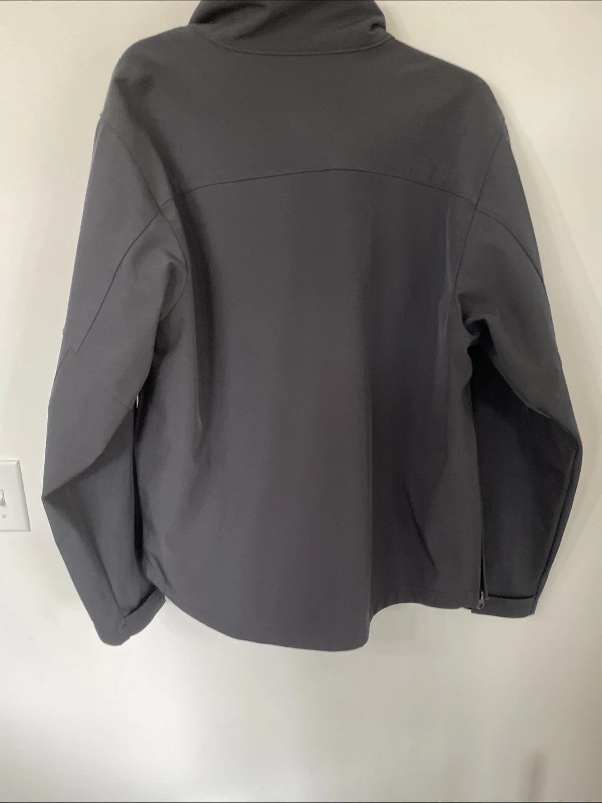 SOG Tactical Softshell Jacket Men's L Black Water Resistant Utility Outerwear image 5