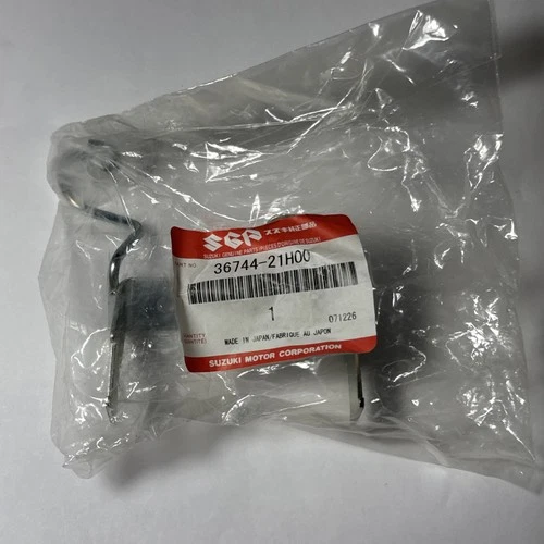 BRACKET, FUSE