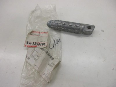 C101. Kawasaki ZX-6 ZX-9 R ZX-10 Fußraste hinten links Soziusraste 34028-1191