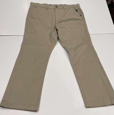 St. John's Bay Men's 46x32 Temp Flex Flat Front Chino Pant Khaki Tan NEW - FLAW