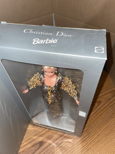 1995 CHRISTIAN DIOR Barbie Doll Blonde Hair Limited Edition #13168 NRFB - Picture 2 of 6