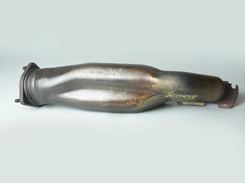 2007 - 2010 Audi Q7 4L 4.2L Exhaust Manifold Engine Motor Right Rh 079253034 Oem Foto 3 de 4