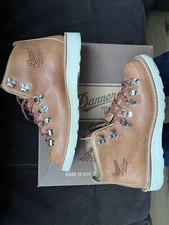 WOMENS DANNER BOOT
