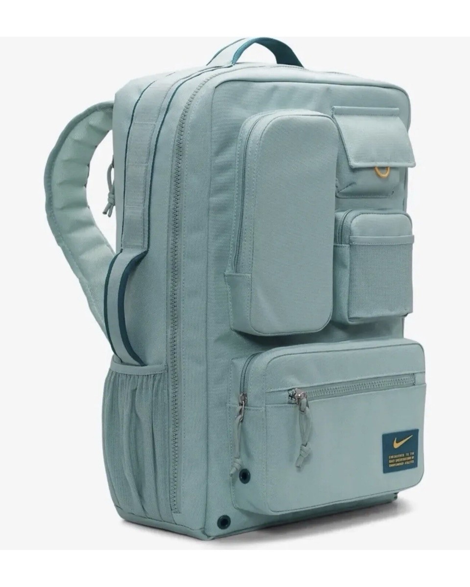 Nike Utility Elite Training Backpack (32L) Mineral Geode Teal CK2656-309 Rare Nike Utility Elite Training Backpack (32L) Mineral Geode Teal CK2656-309 Rare