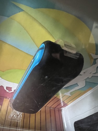 Fitbit Ultra FB102B Blue Wireless Activity + Sleep Tracker - Picture 2 of 12