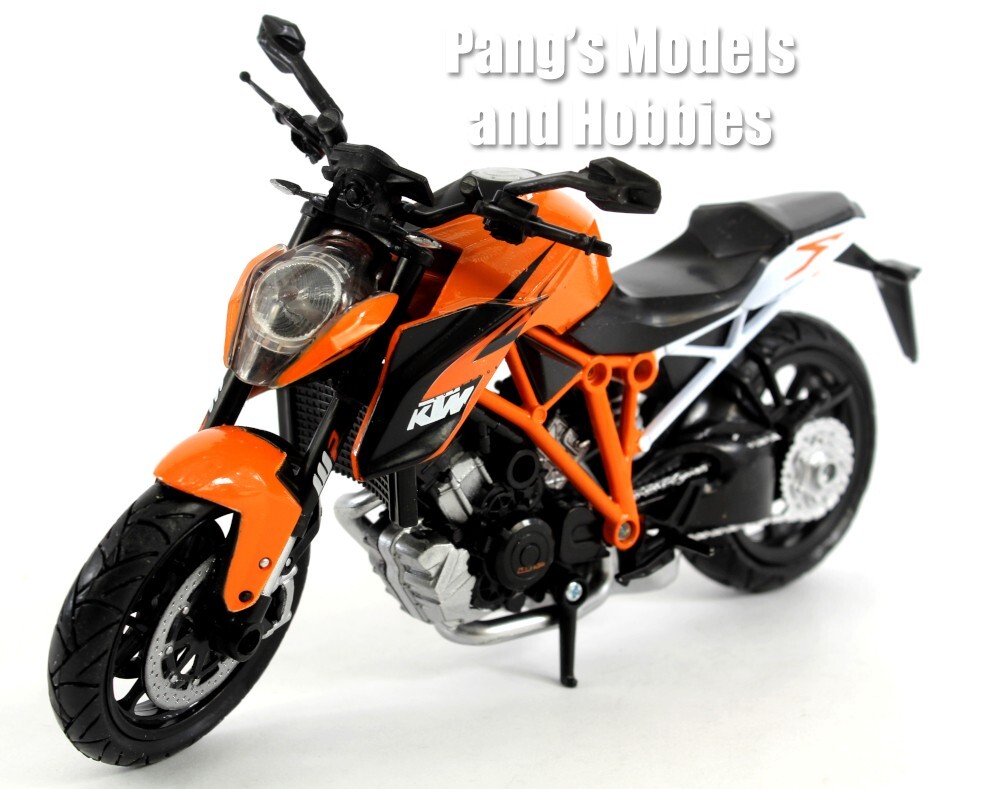 KTM 1290 Super Duke R Motorcycle 1/12 Scale Model by NewRay