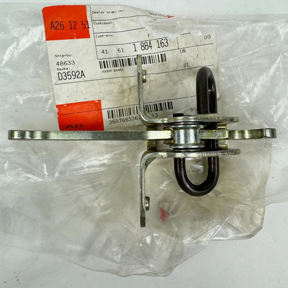 Correa de freno de control de puerta OEM 1984-1991 BMW E30 318i 325i cupé 41-51-1-884-163 Foto 4 de 4