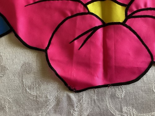 Disney Winnie The Pooh & Piglet “Hurray For Spring” Large Outdoor Flag - Picture 3 of 3