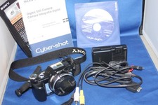 Sony Cyber-shot DSC-H3 Bridge Camera 8.1MP 10x Zoom SteadyShot Black