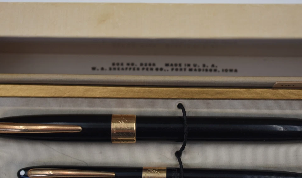 Juego de Pluma Estilográfica y Lápices Sheaffers Vintage Oro 14k Punto Blanco con Caja Foto 4 de 4