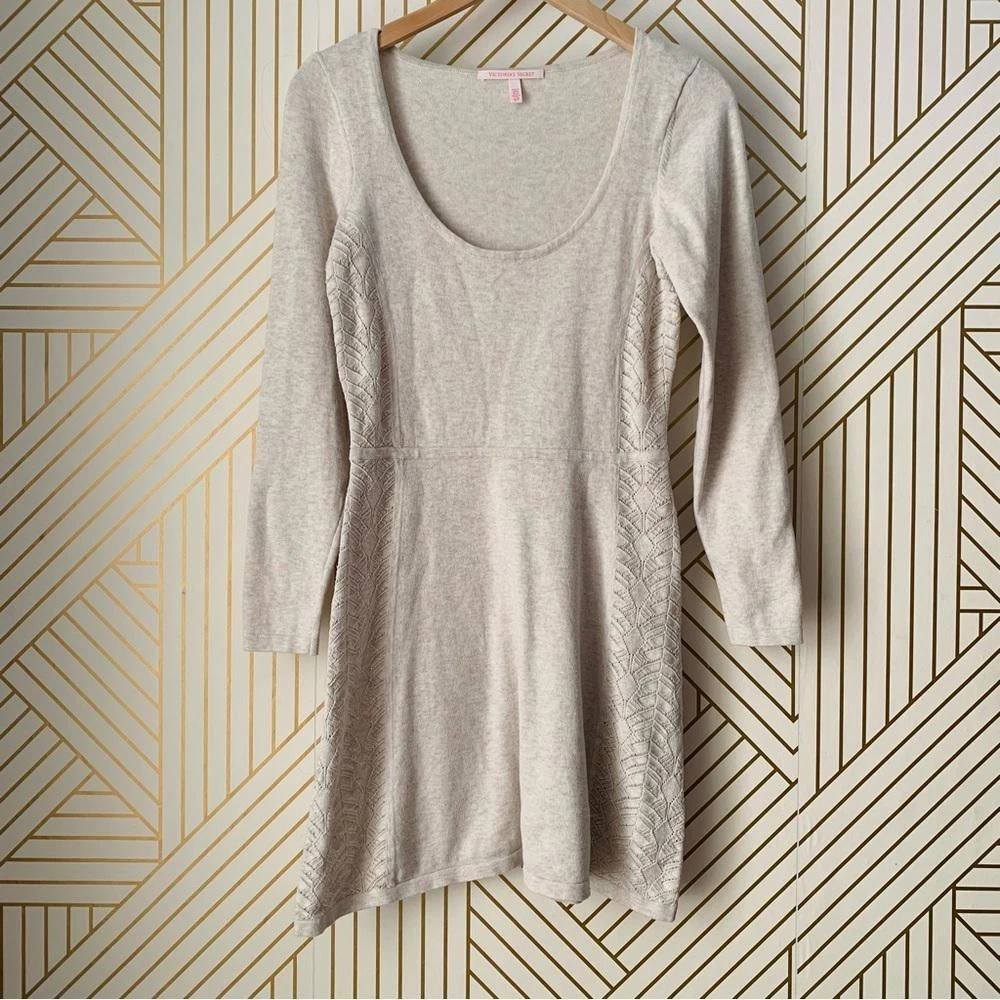 UNDERCOVER Abito maglione Victoria's Secret misto cotone panna aderente e svasato maglia a pois