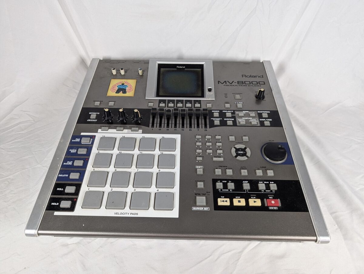 Roland MV-8000 Production Studio Sampler MIDI Sequencer Roland MV-8000 Production Studio Sampler MIDI Sequencer