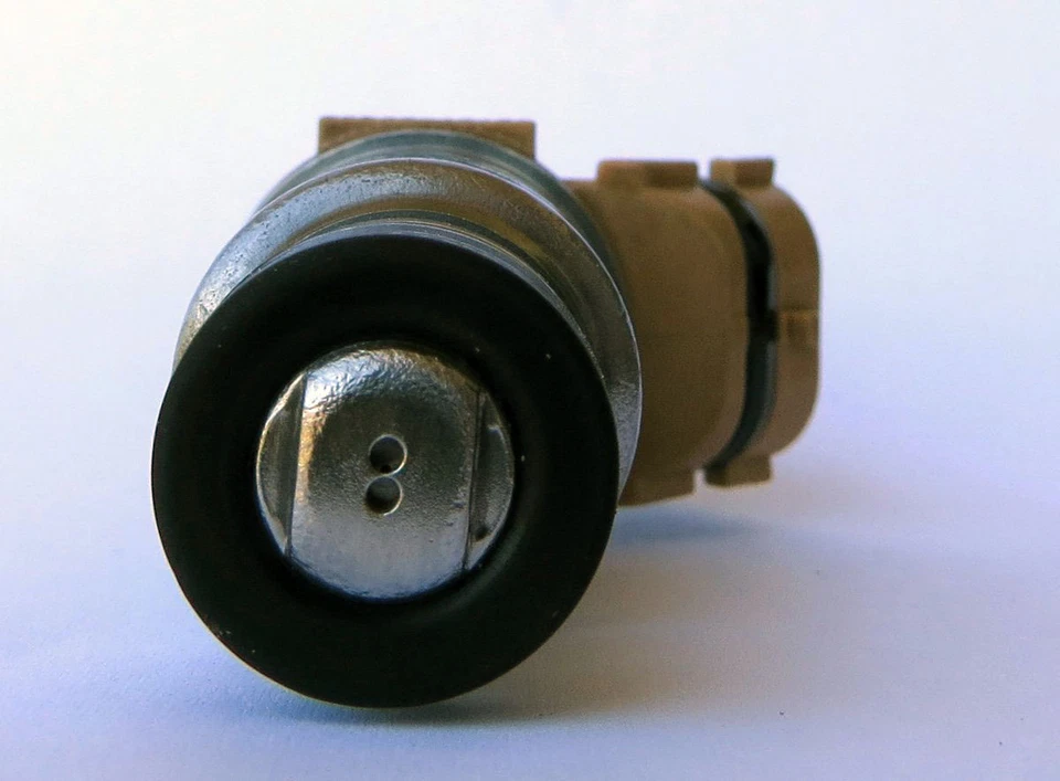 Комплект из 4 подлинных топливных форсунок DENSO для 1993-1994-1995-1996-1997 Geo Prizm 1,6 - Изображение 2 из 2