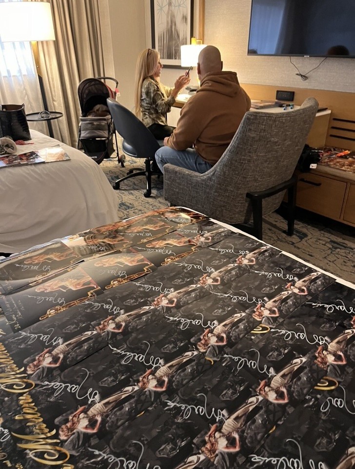 Naked TERRI RUNNELS Autographed Custom HEDONISM Edit 8x10 Photo eBay