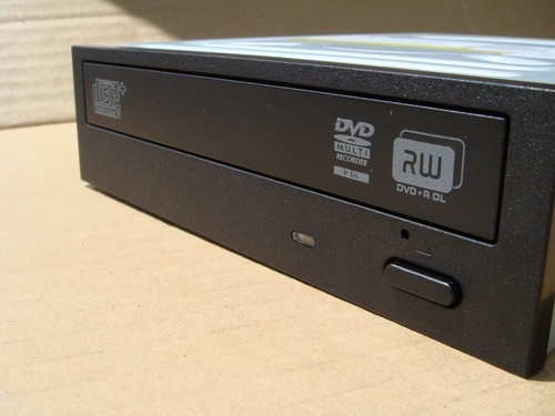 NEW Hewlett Packard 575781-800 DVDRW SATA - Picture 1 of 3