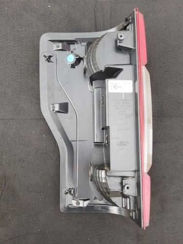 Lámpara trasera halógena no led 2020-2022 Ford Super Duty F250 F350 fabricante de equipos originales derecha - Imagen 3 de 5
