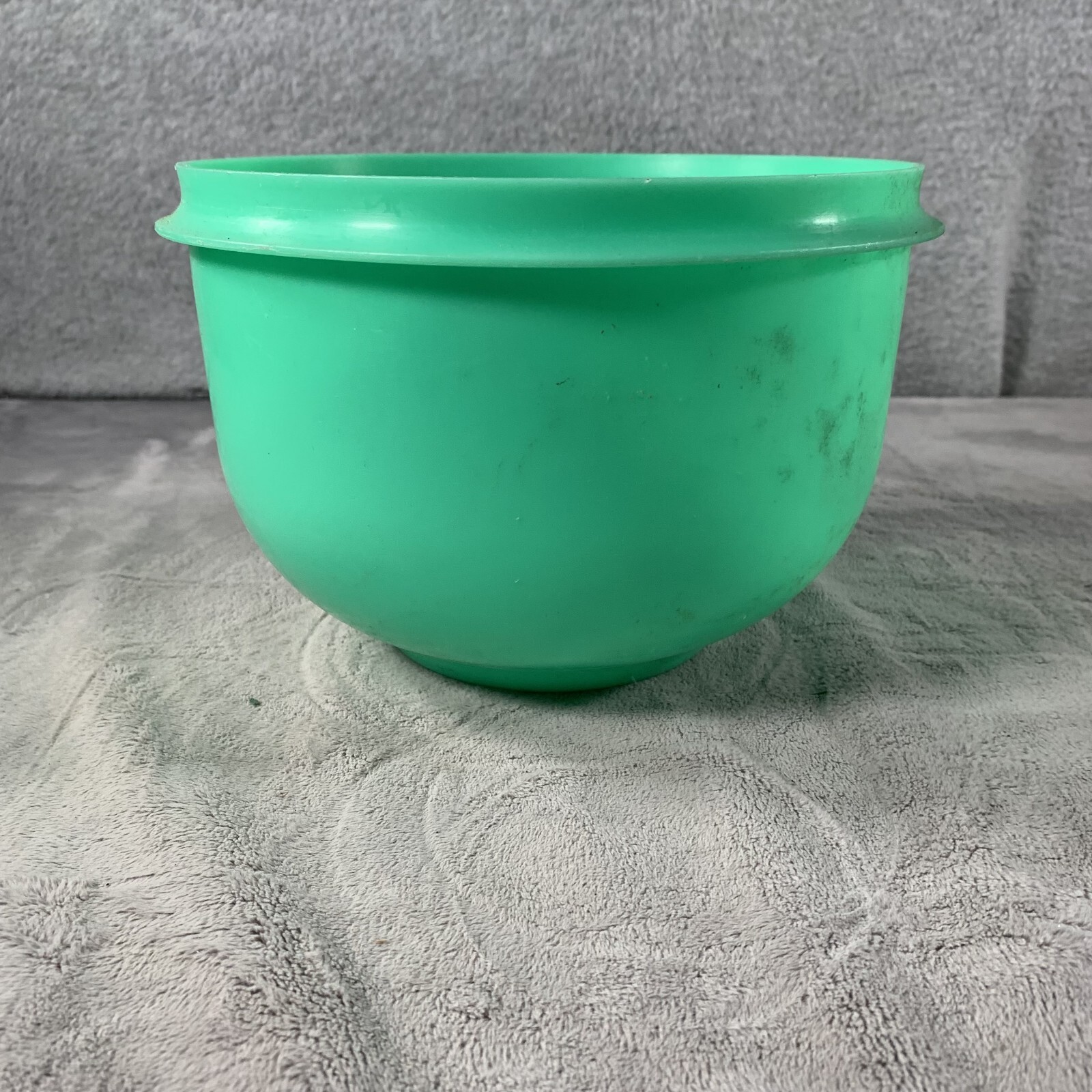 Vintage Tupperware Crisp It 14241 Jadeite Green Lettuce Keeper Bowl