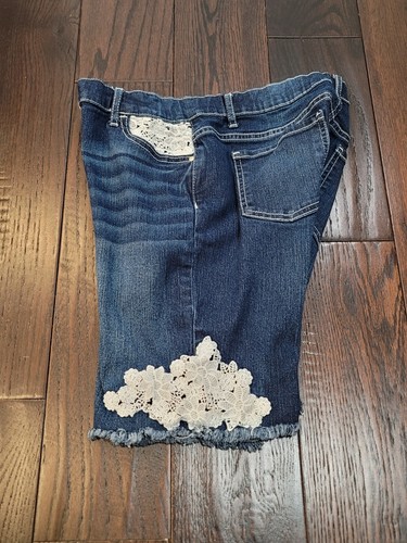 JORDACHE Denim JEAN SHORTS Floral Lace ADJUSTABLE Waist GIRLS Size 18 WAIST 28" - Picture 7 of 15