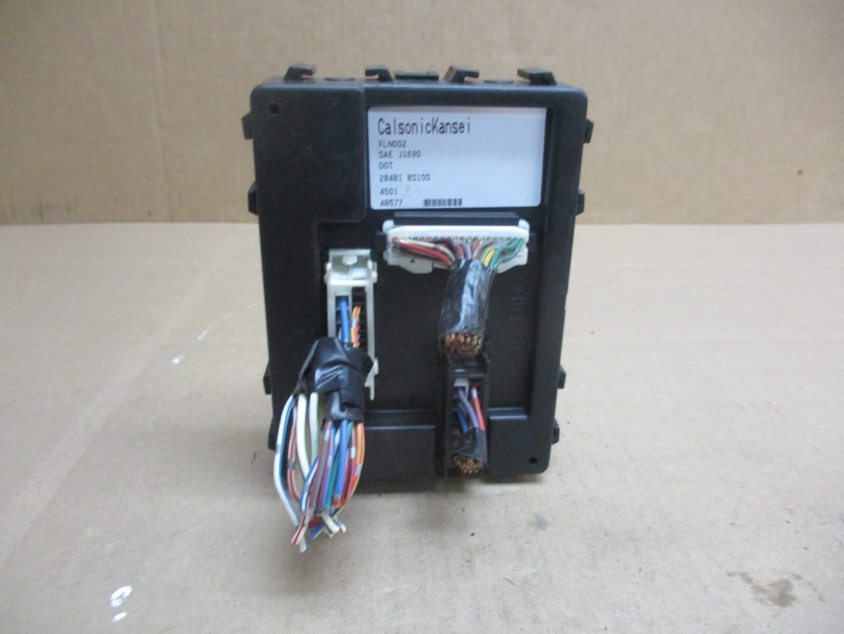 2004-2006 Nissan Armada BCM Body Control Module 284b1 8s100
