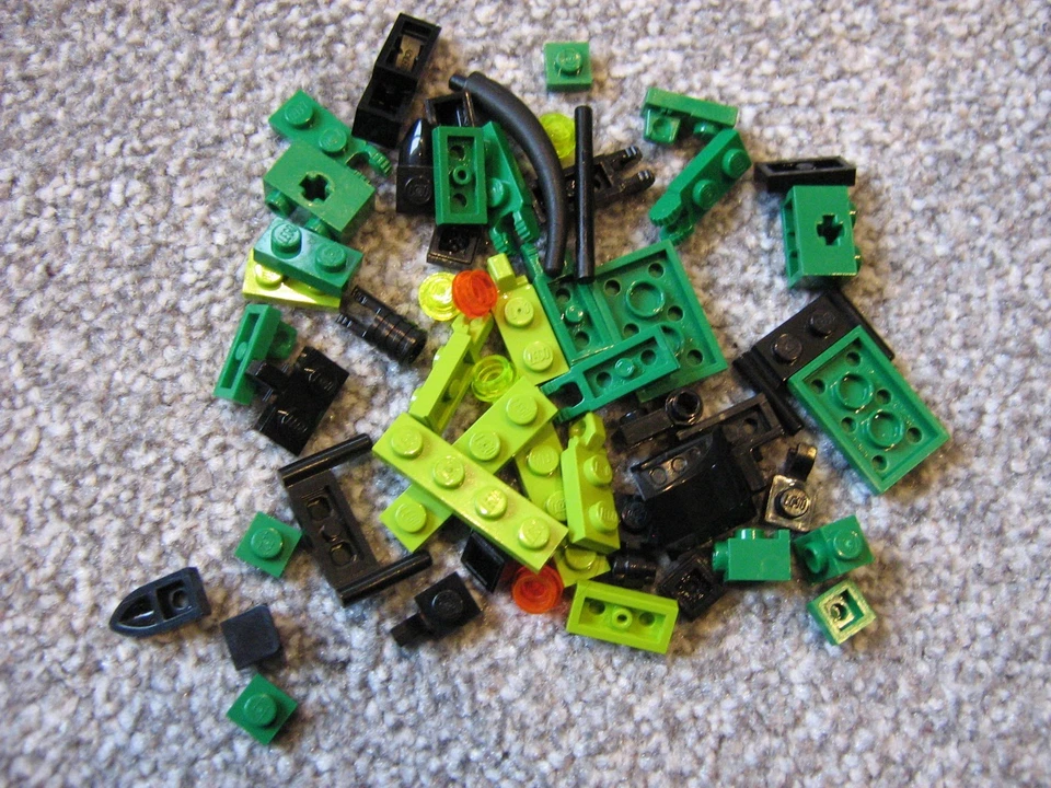 LEGO Creator 4418 Dino Pod, photo 4 of 4