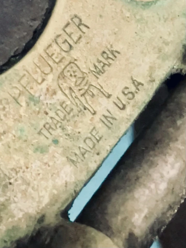 Logotipo de Bulldog Alpino Pflueger Williams 7’ vintage, CARRETE DE PESCA y caña Foto 4 de 4