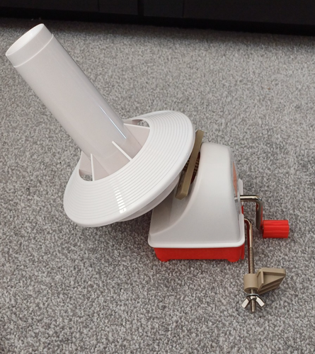 Big ! Yarn Ball Winder Large Capacity,Hand Operated,10 Ounce. Yarn Winder, Knitt - Picture 4 of 6
