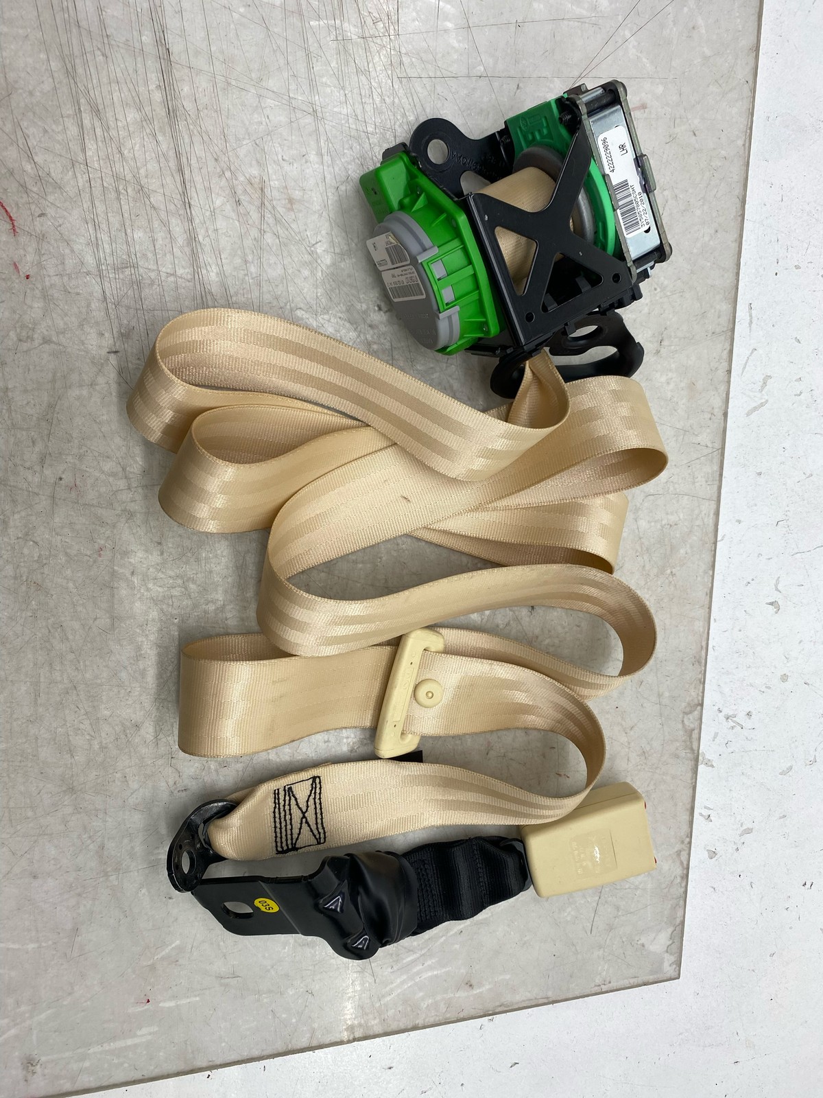 2010-2020 BENTLEY MULSANNE OEM REAR LEFT SIDE SEAT BELT RETRACTOR BEIGE