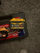 DEWALT DCB606 FLEXVOLT 20V 6.0Ah Lithium-Ion Battery