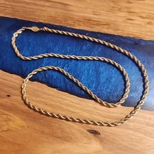 Vintage Signed Napier Gold Tone Rope Twist Chain Necklace 24 Inches Long Elegant