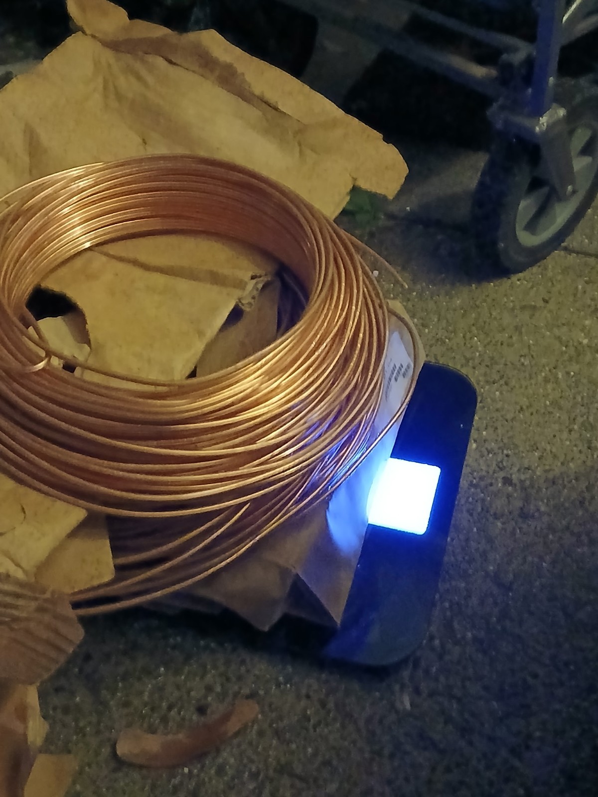 6 AWG Solid Bare Copper Building Wire (100Ft Cut) (26847-100) 100Ft Cut