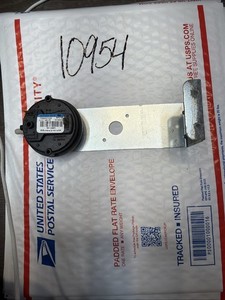 Honeywell IS20204-4016 Furnace Air Pressure Switch OEM MP2168 Works Perfect Ship