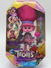 Mattel Trolls Band Together Queen Poppy Fashion Doll & 10+ Accessories NEW 2023