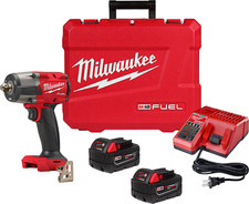 Milwaukee 2962P-22R M18 FUEL 1/2" Mid-Torque Impact Wrench Kit